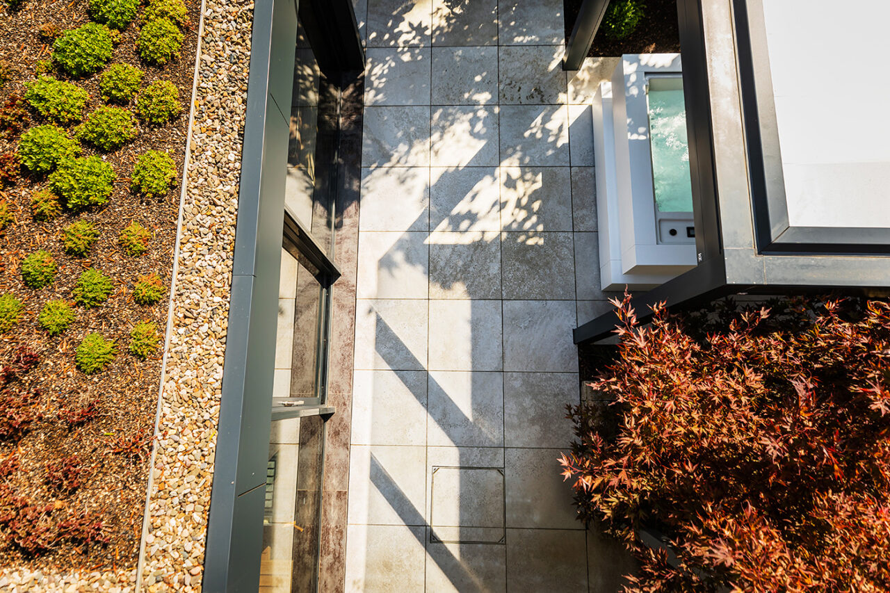aussensauna gartensauna chalet altholz corso 12 | corso saunamanufaktur