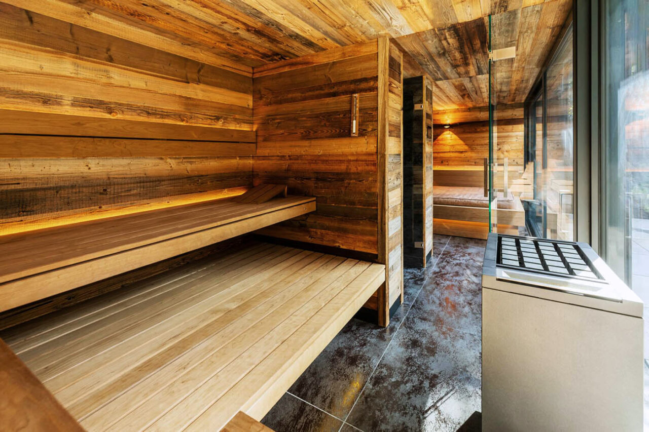 aussensauna gartensauna chalet altholz corso 72 | corso saunamanufaktur