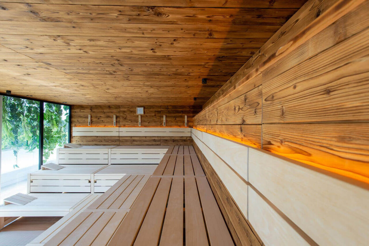 corso Profisauna KonnexInn 24 Wellnessbereich SPA Hotel KonnexInn Nordhorn: finnische Sauna, geplant und gebaut von corso sauna manufaktur